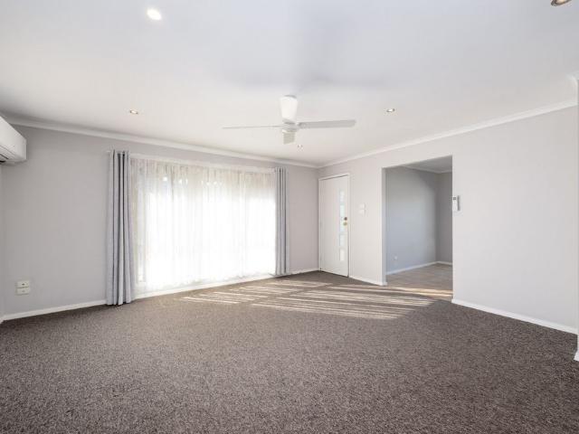 CONVENIENT & COMFORTABLE TWO BEDROOM UNIT