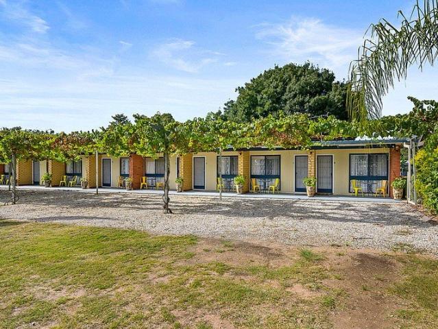 Convenient & Confortable Motel Style Living