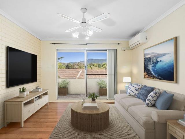Convenient East Corrimal Location