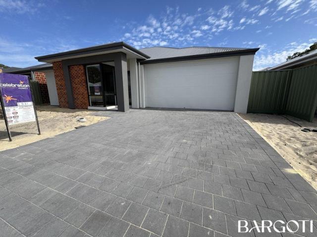 Convenient & Easy Care 4x2x2 Family Home in Henley Brook