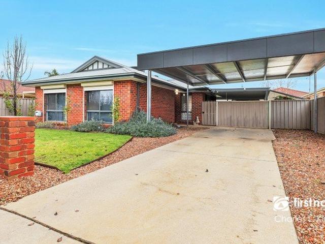 Convenient Echuca Living
