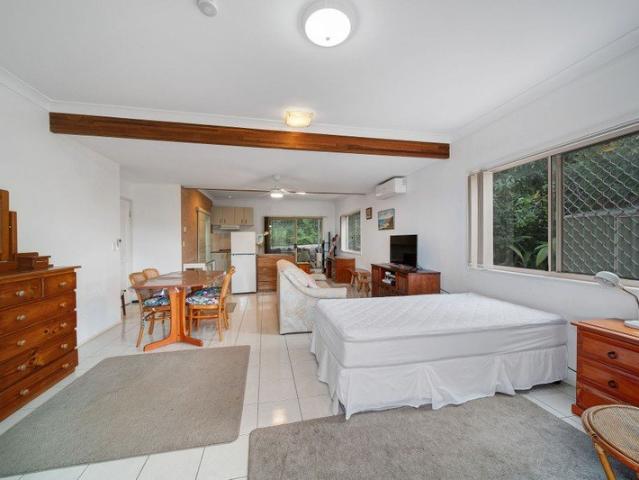 Convenient Fully Furnished Unit with Utilities Included