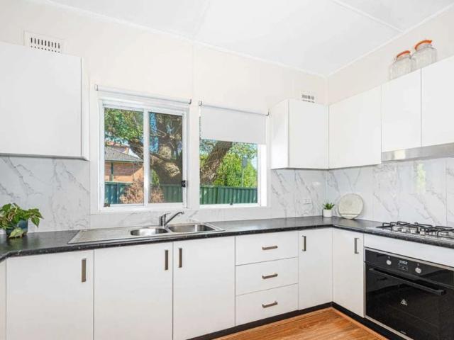Convenient family home close to shops, schools and transport