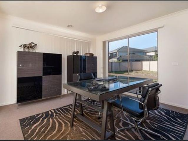 Convenient Family Home in Prime Burnside Heights Location