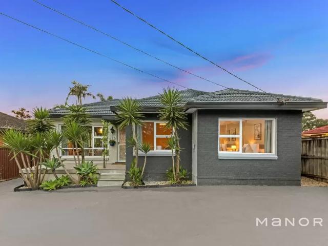 Convenient Family Home with Water Included & Secure Spacious Backyard
