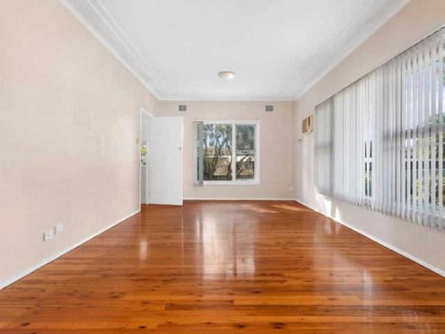 Convenient Family Living!