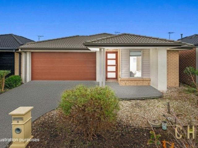 Convenient Family Living Close to Schools, Shops & Transport