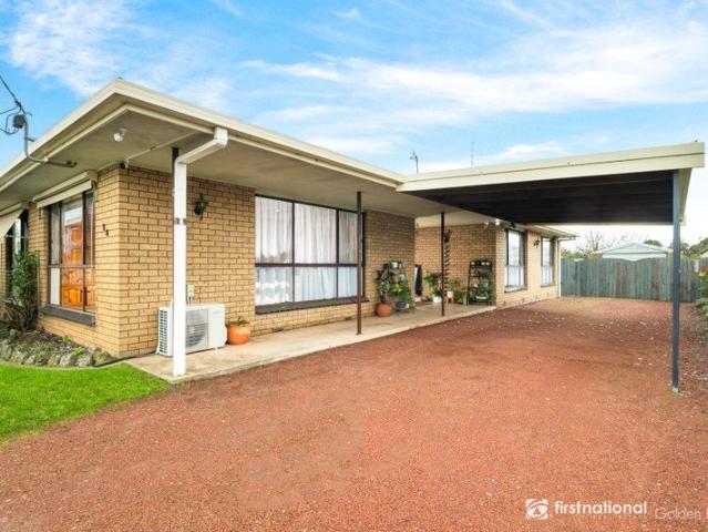 Convenient Family Living. Great Location