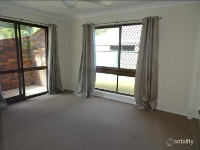 Convenient Family Living in Springwood
