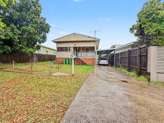 Convenient Family Living in the Heart of Newtown