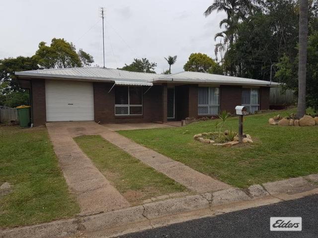 Convenient Family Living Walk to Schools & Town