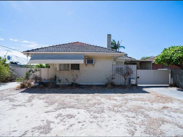 Convenient Family Living with a Spacious Backyard in Cloverdale