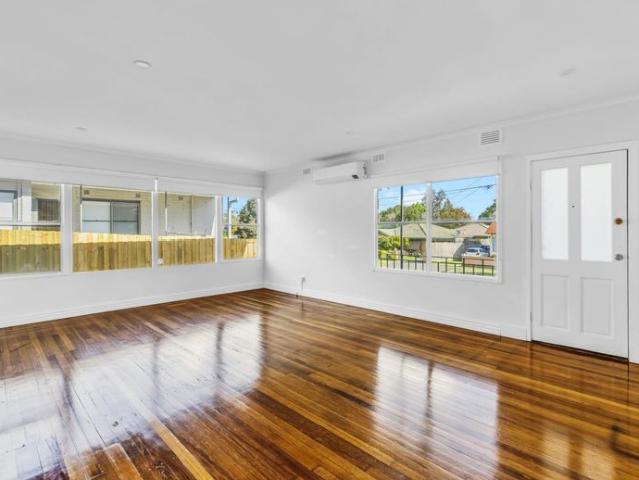 Convenient Frankston North Location!
