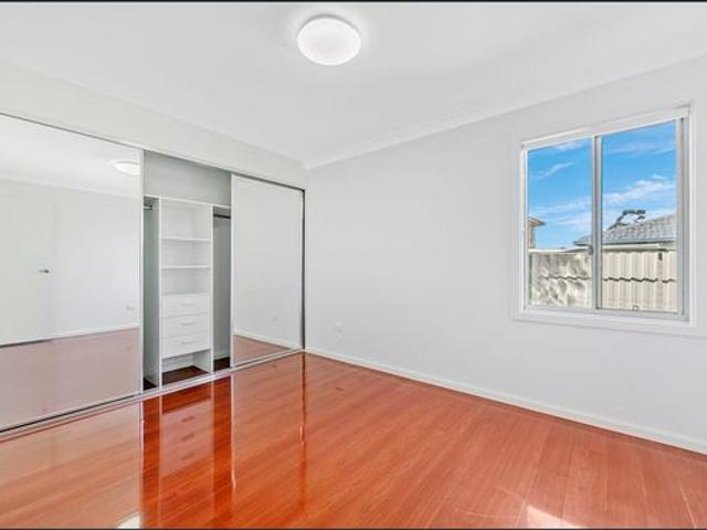 Convenient Granny Flat Living in Glenwood