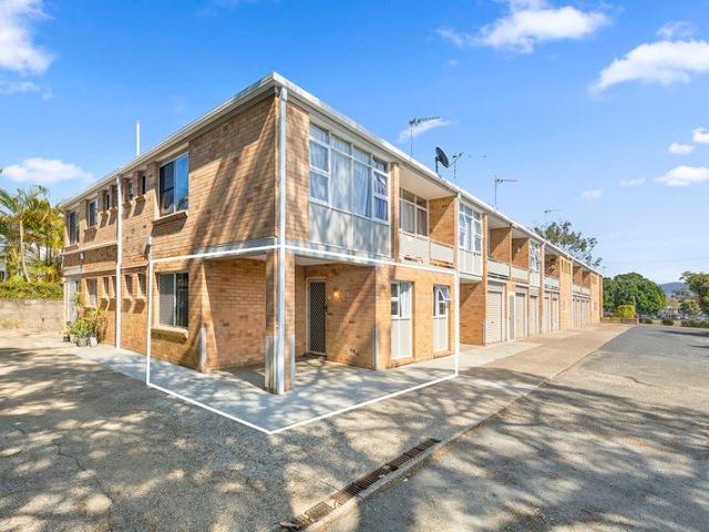 Convenient Ground Floor Living!