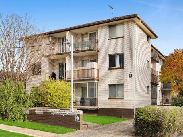 Convenient Ground Floor Living in the Heart of Campbelltown