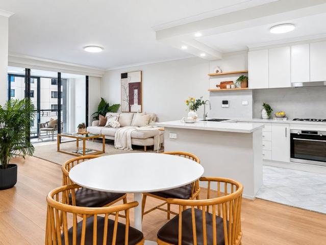 Convenient Harbourside Living