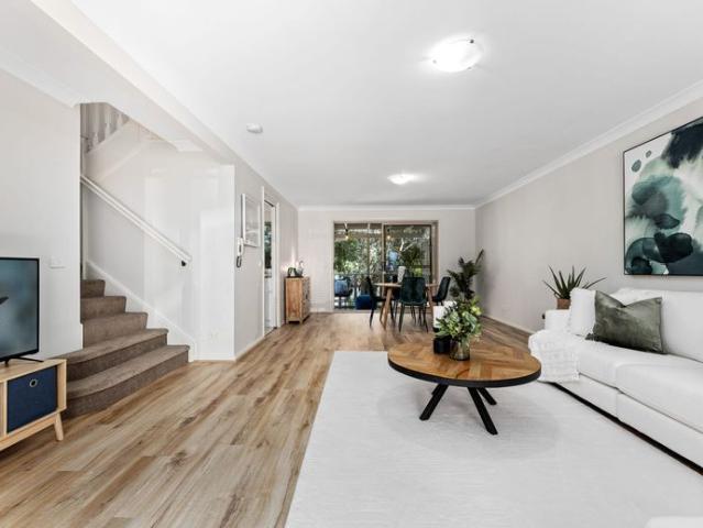Convenient, Light Filled Abode