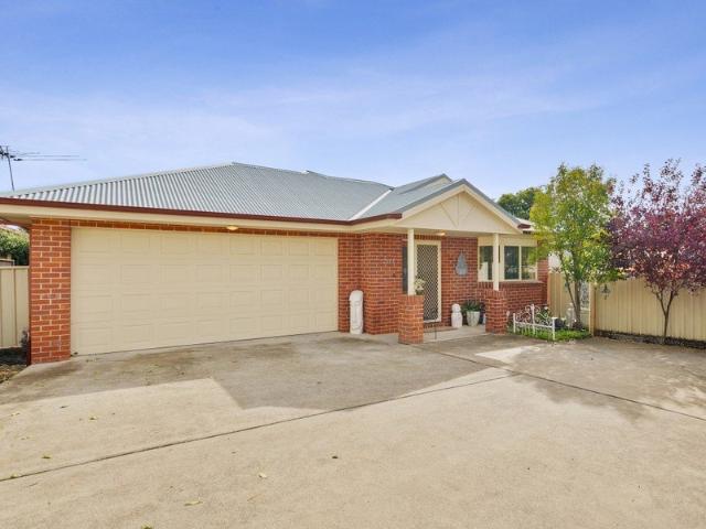 Convenient lifestyle only moments to Corowa's amenities