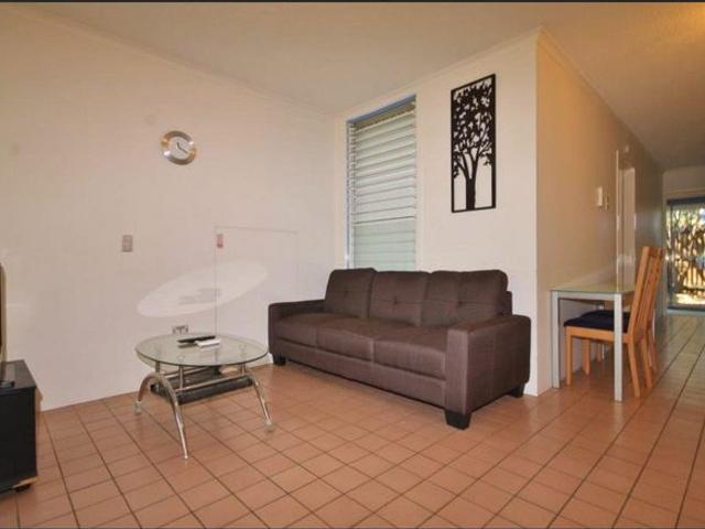 Convenient Living in Taringa