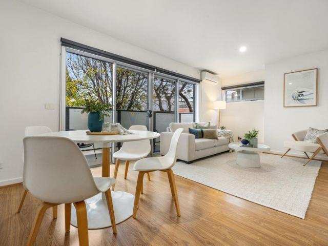 Convenient Living in the Heart of Clayton South