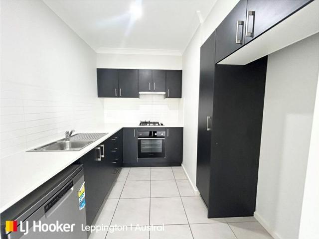 Convenient Living in the Heart of Austral