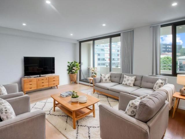 Convenient Living in the Heart of Gladesville