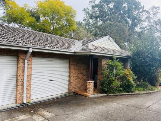 Convenient Living in the Heart of Lambton