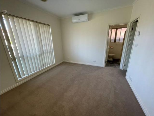 Convenient Living in the Heart of Strathmore
