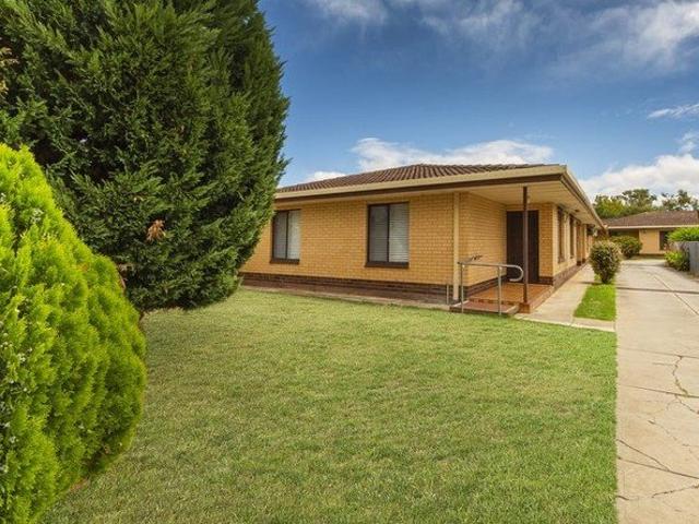 Convenient Living in a Prime Lifestyle Location