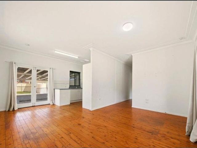 Convenient Living in a Prime Penrith Location