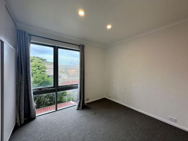 Convenient Living in a Prime Sunshine Location