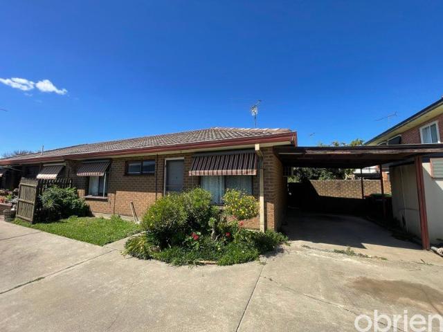 Convenient Living in a Sought After Location