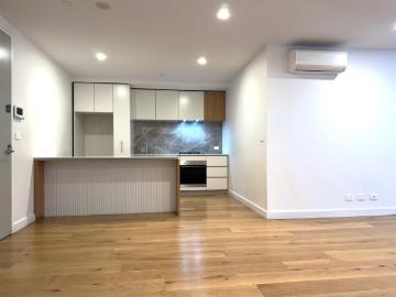 Convenient Living Next to Flagstaff Garden