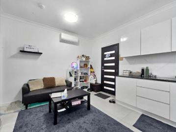Convenient Located Granny Flat with Own Entrance