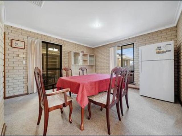 Convenient Location in Noranda suburb