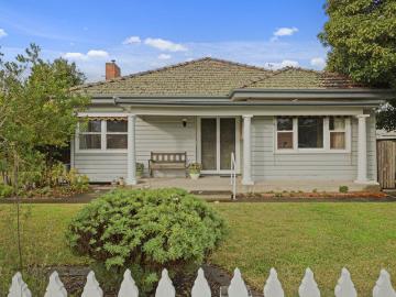 Convenient Location in Euroa !