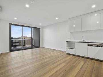 Convenient Location, Spectacular Outlook