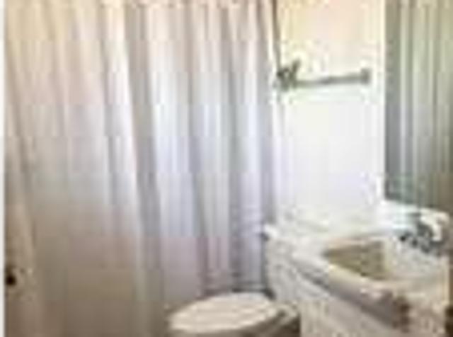 Convenient location 2 bed 2 bath for rent. Dog OK!