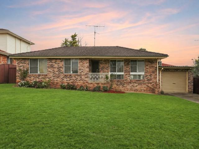 Convenient Location, 660m2 Block !