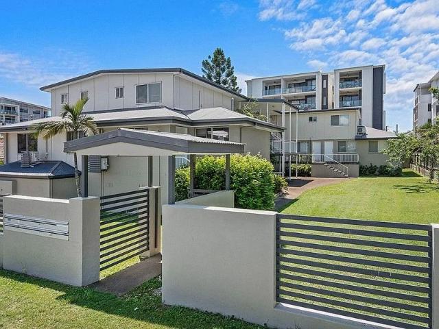 Convenient & Low Maintenance Living