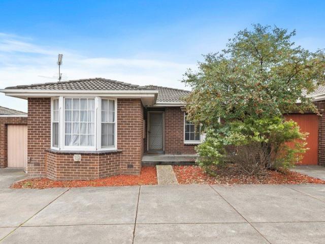 Convenient & Low Maintenance Living