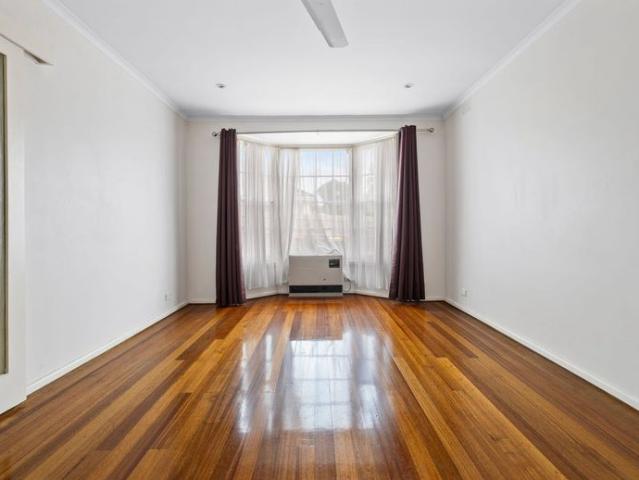Convenient & Low Maintenance Living