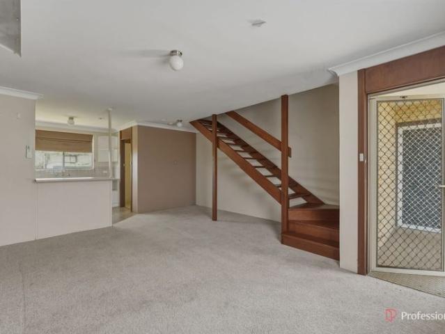 CONVENIENT, LOW MAINTENANCE LIVING CLOSE TO TOWN