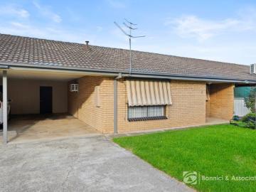 CONVENIENT, LOW MAINTENANCE LIVING IN CENTRAL WEST WODONGA