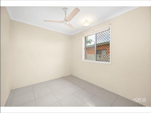 CONVENIENT & LOW MAINTENANCE LIVING IN NORMAN GARDENS