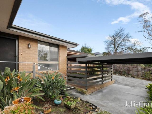 Convenient, low maintenance living in the heart of Mooroolbark