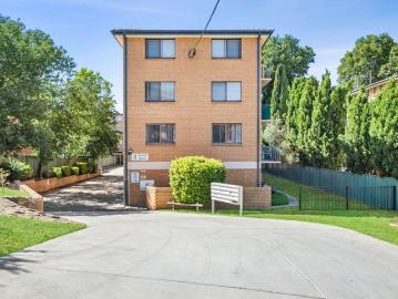 Convenient & Low Maintenance Living in the Heart of Queanbeyan