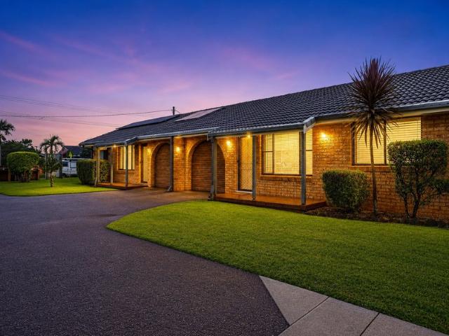 Convenient Low Maintenance Living in the Heart of Wollongbar