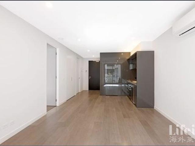 Convenient Parkville Living | 2 Bed 1 Bath 1 Car Apartment